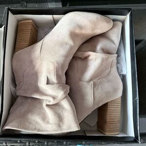 CCOCCI‎ Darby Slouchy Block Heeled Boots Womens 10 Beige Microfiber Mid Calf